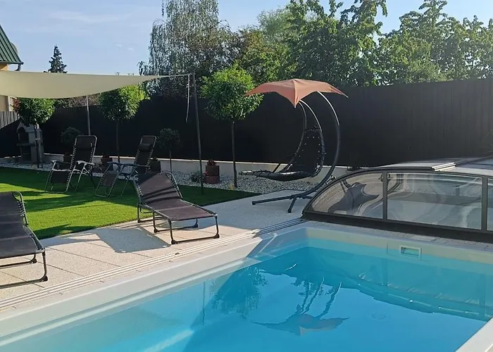 شقة Zoeld Apartmanhaz