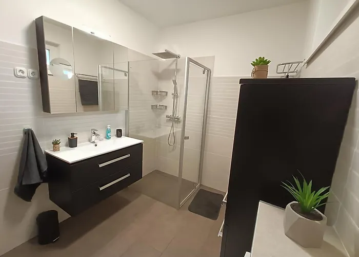 Zoeld Apartmanhaz شقة *