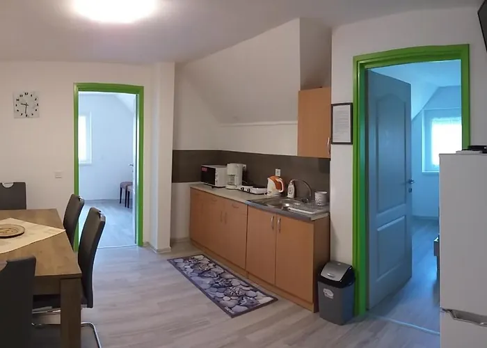 Zoeld Apartmanhaz Appartement Balatonboglár