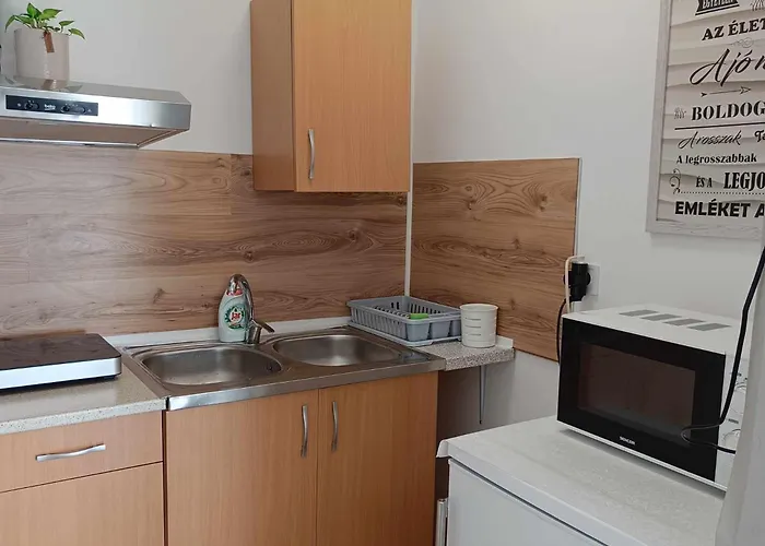 Zoeld Apartmanhaz شقة